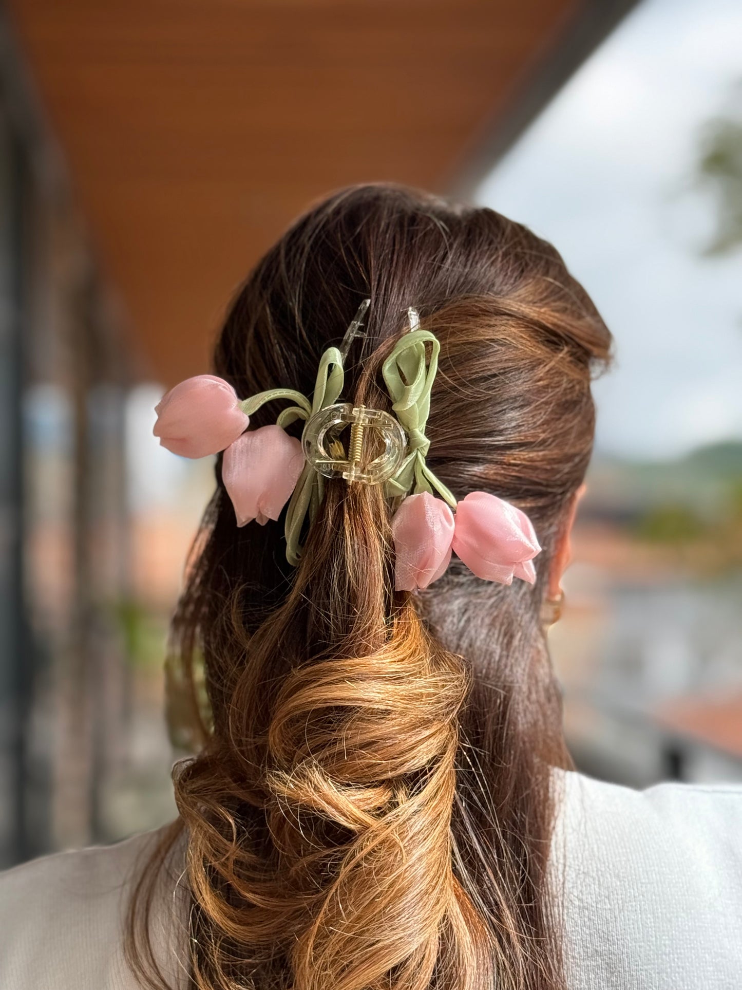 Caimán tulipanes colgantes