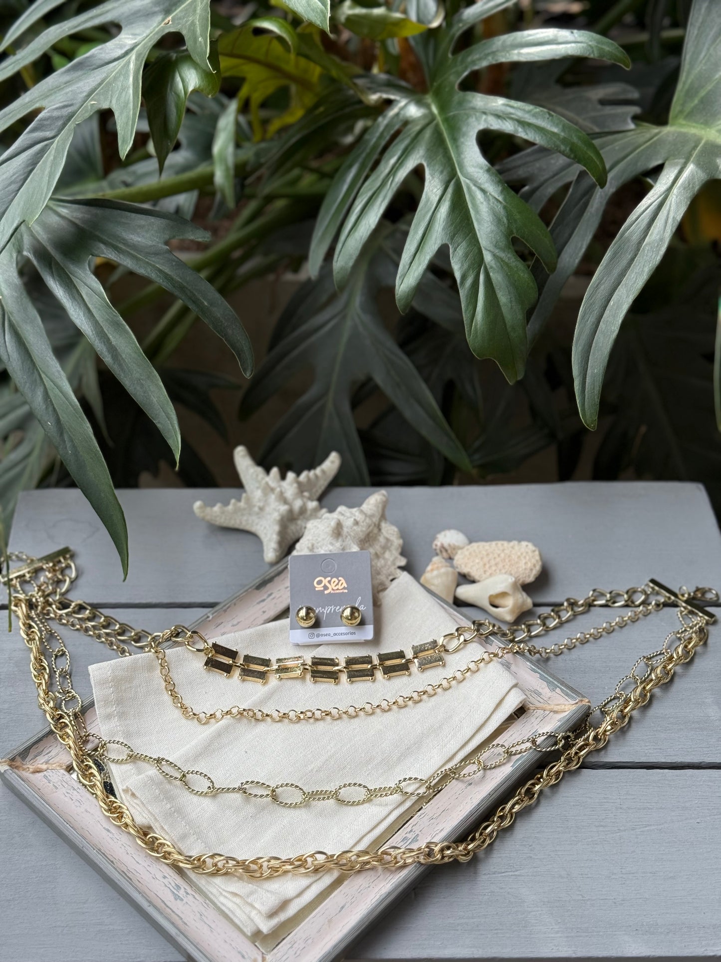 Collar multicadenas en fantasía fina