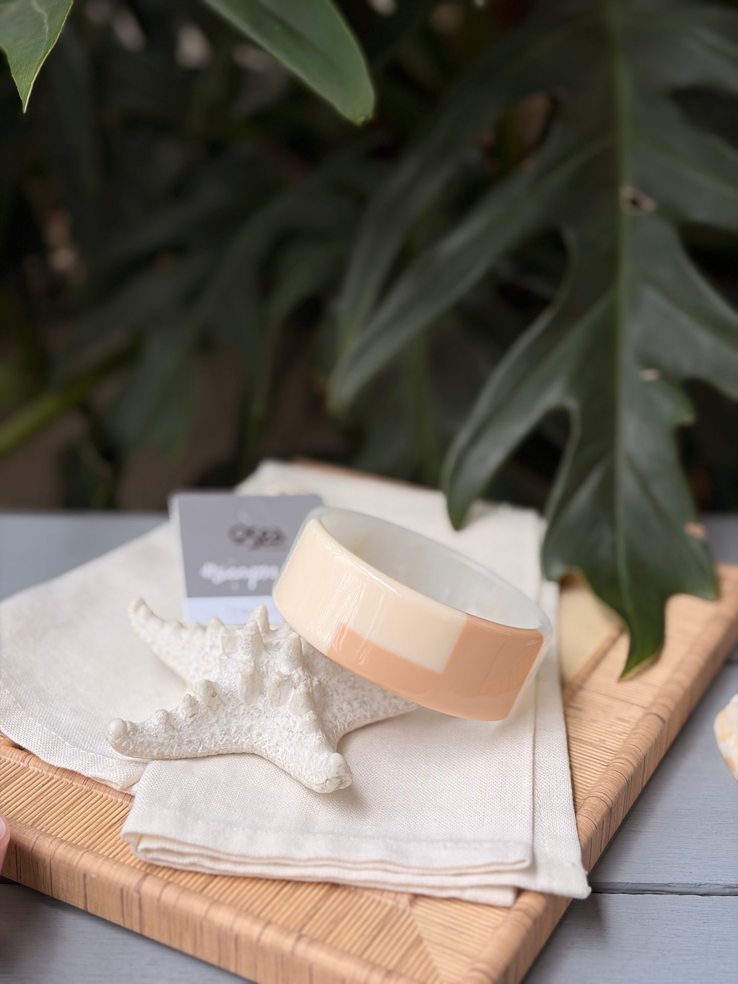 Pulsera multicolor geométrico resina