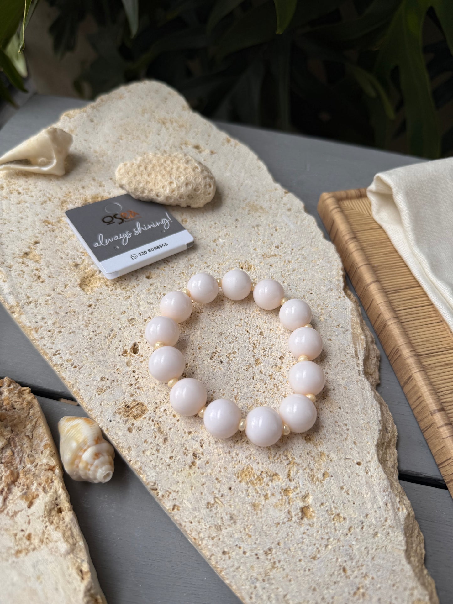 Pulsera bolas mediana