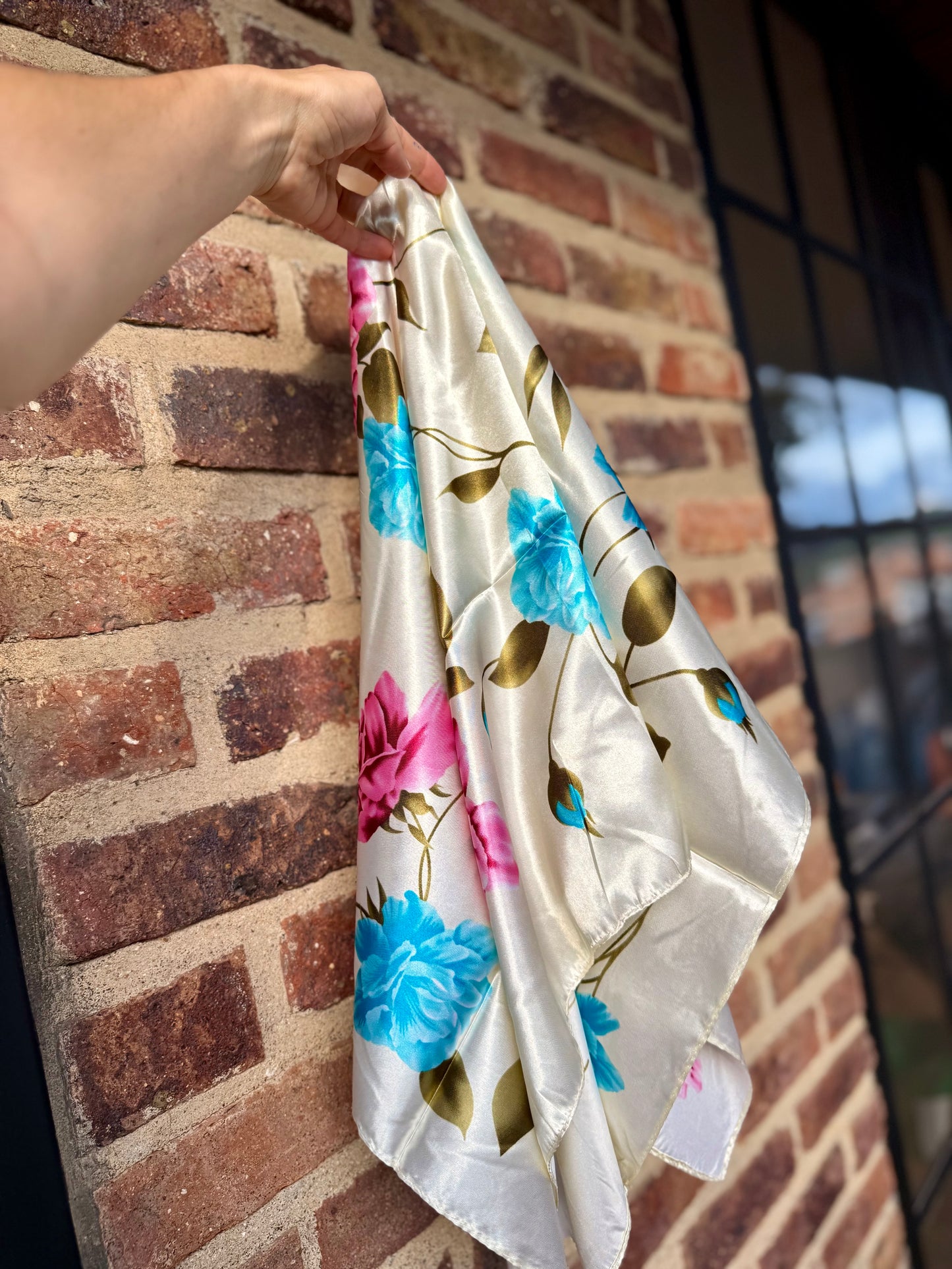 Pañoleta satinada 90x90