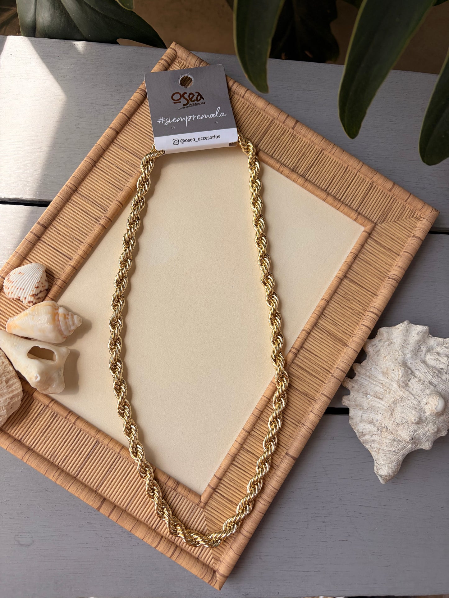 Cadena rodinada trenzada