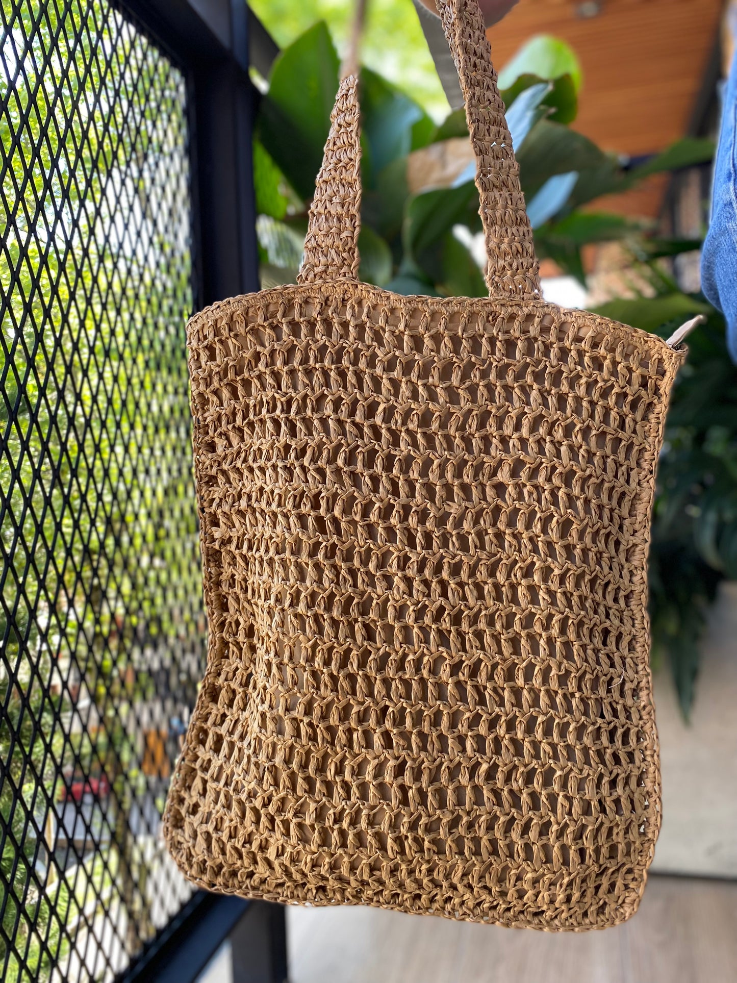 Bolso tipo macramé fibra sinteo