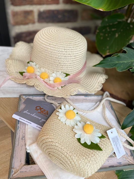 Set de sombrero y bolso para niña