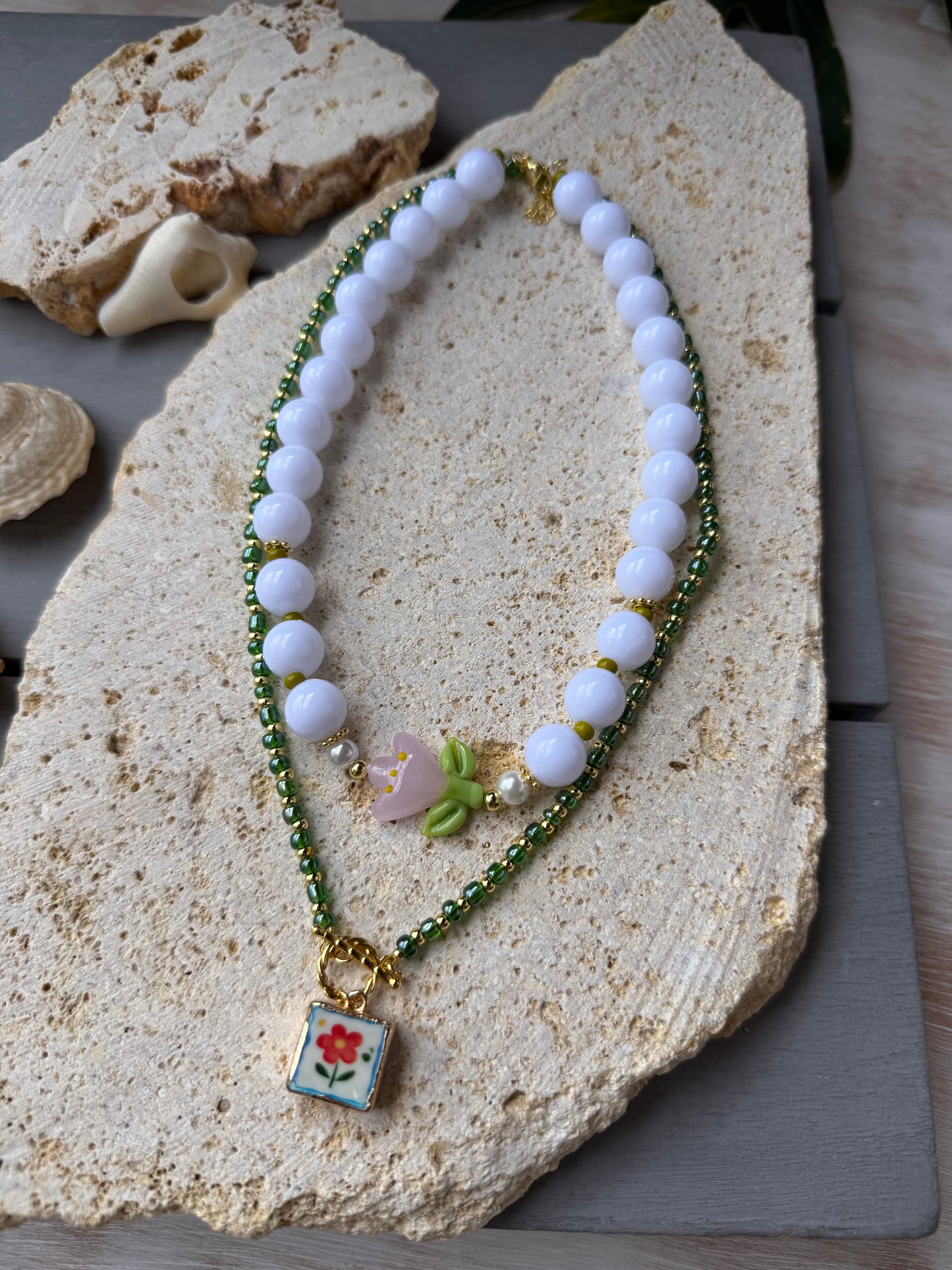 Collar doble flores
