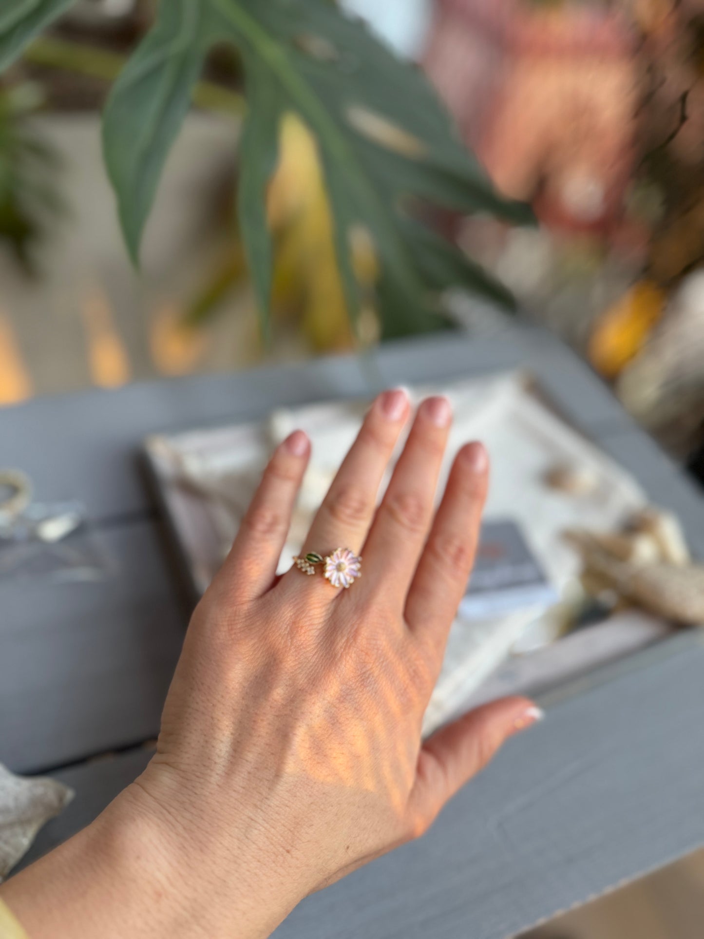 Anillo flor ajustable