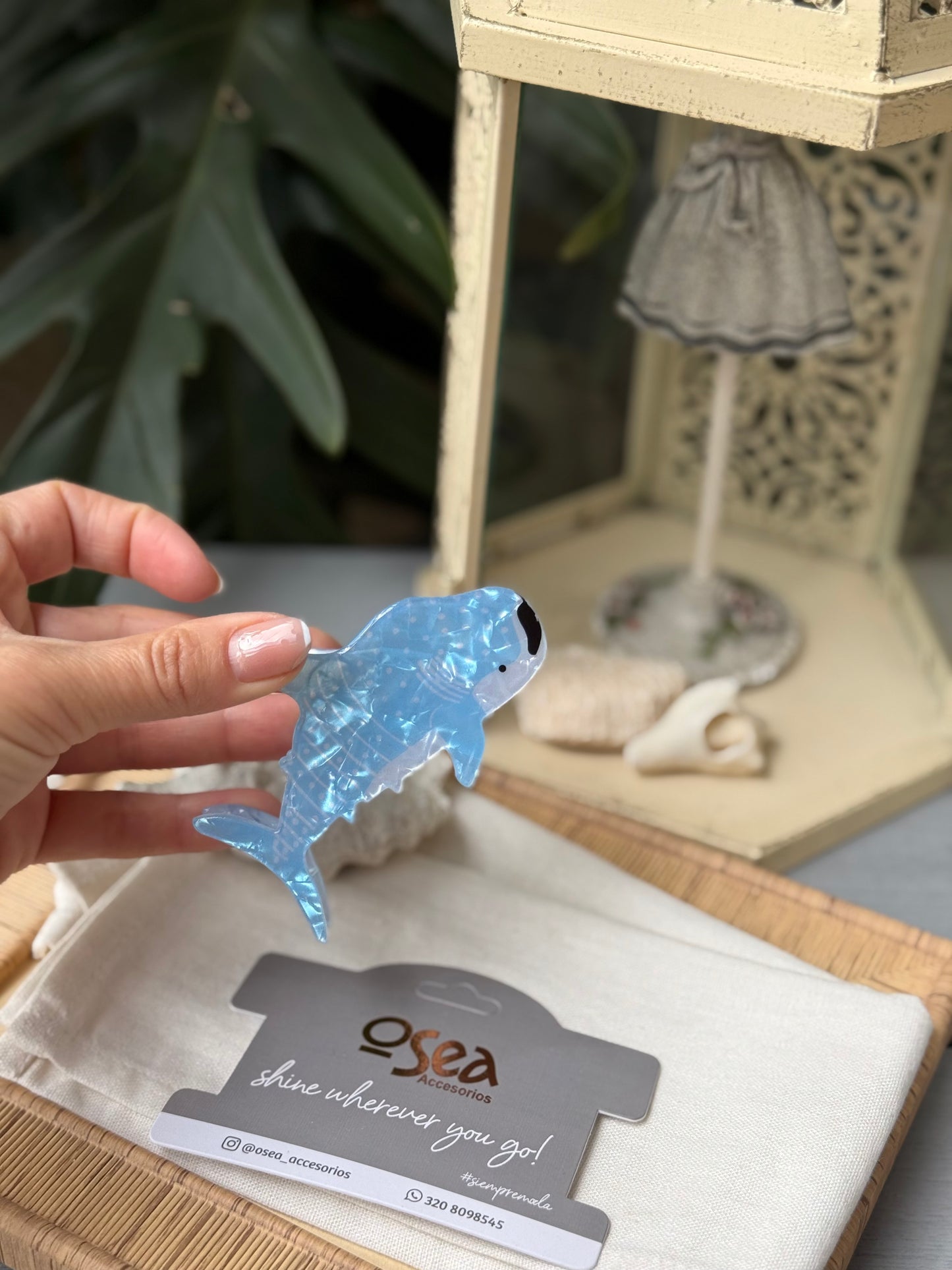 Caimán colores pastel