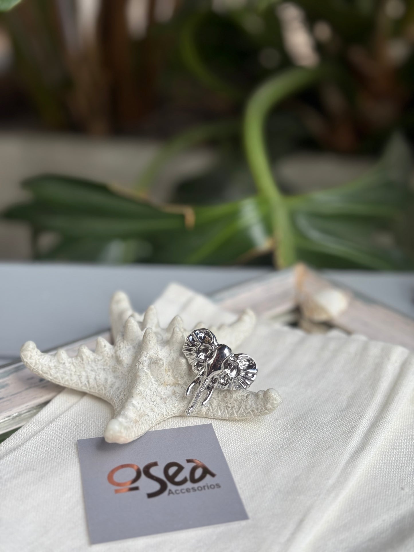 Anillo elefante rodinado