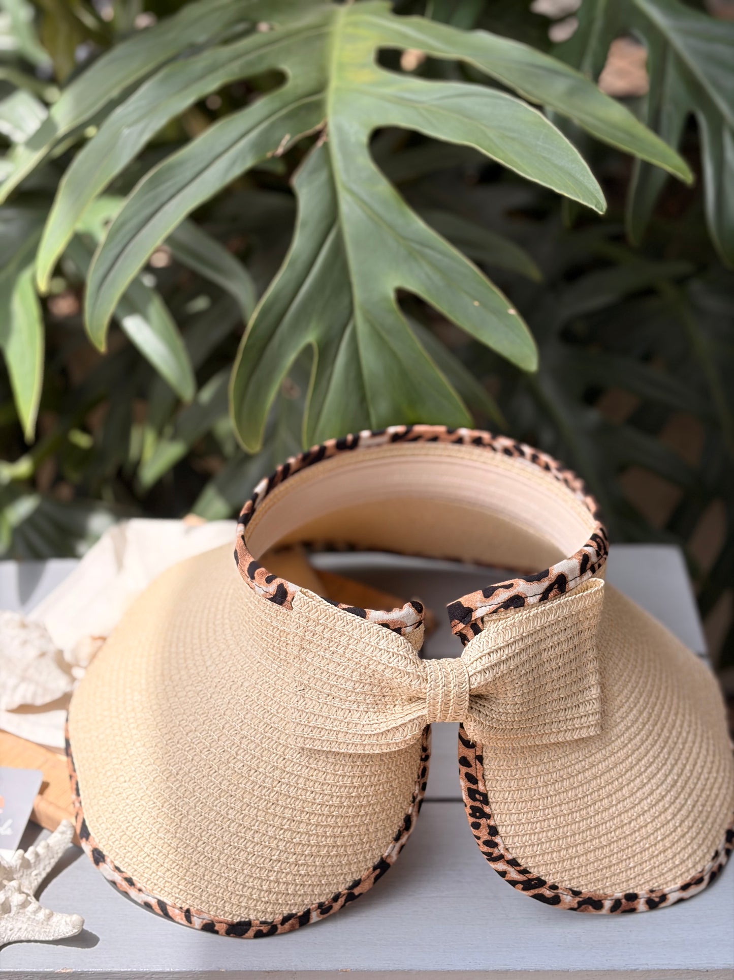 Visera enrollable borde animal print