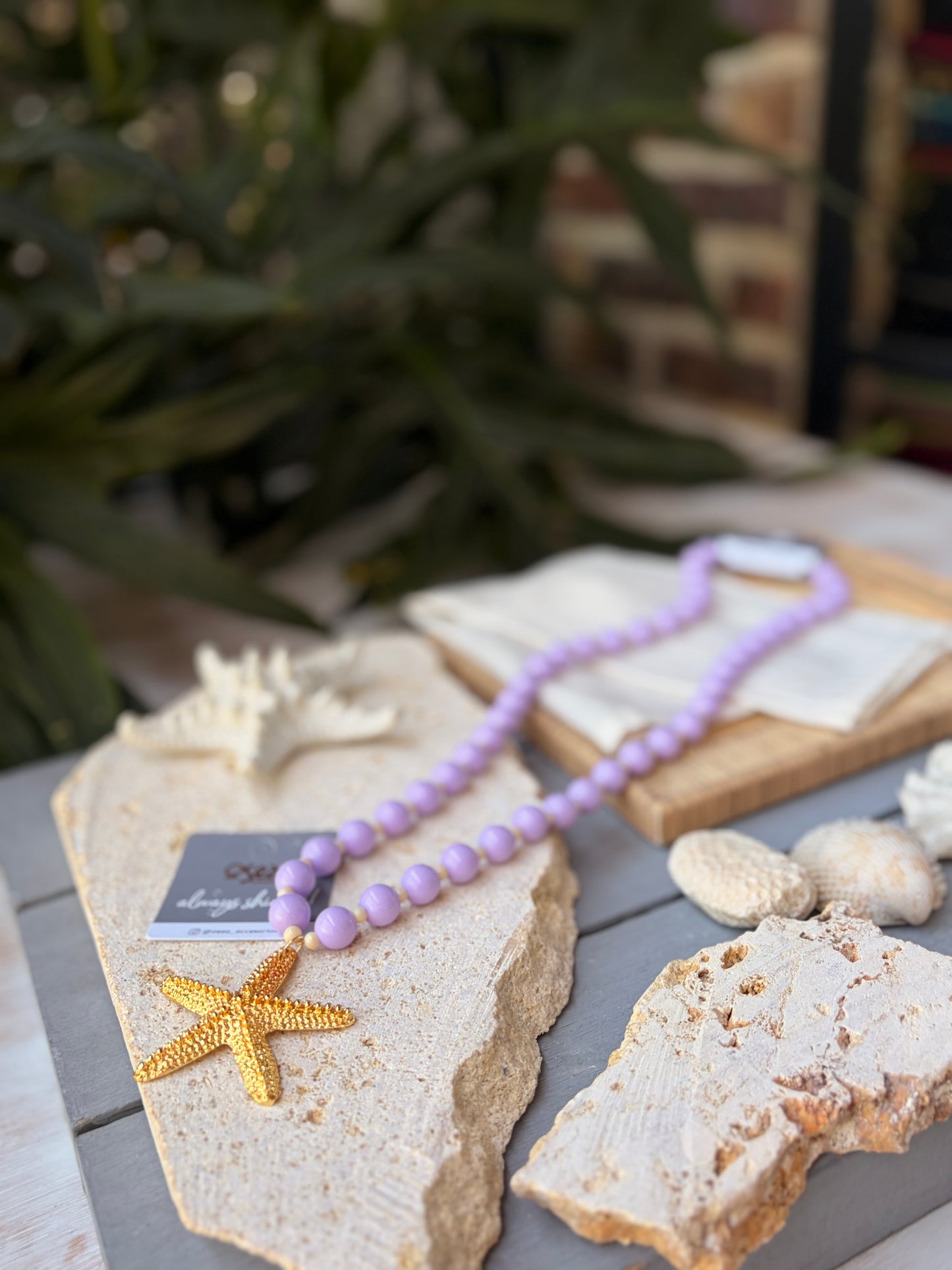Collar bolas medianas lila dije estrella 24k