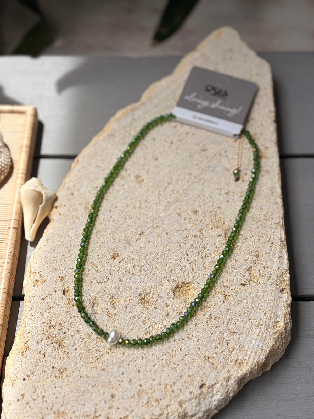 Collar en piedras murano pequeñas dije perla