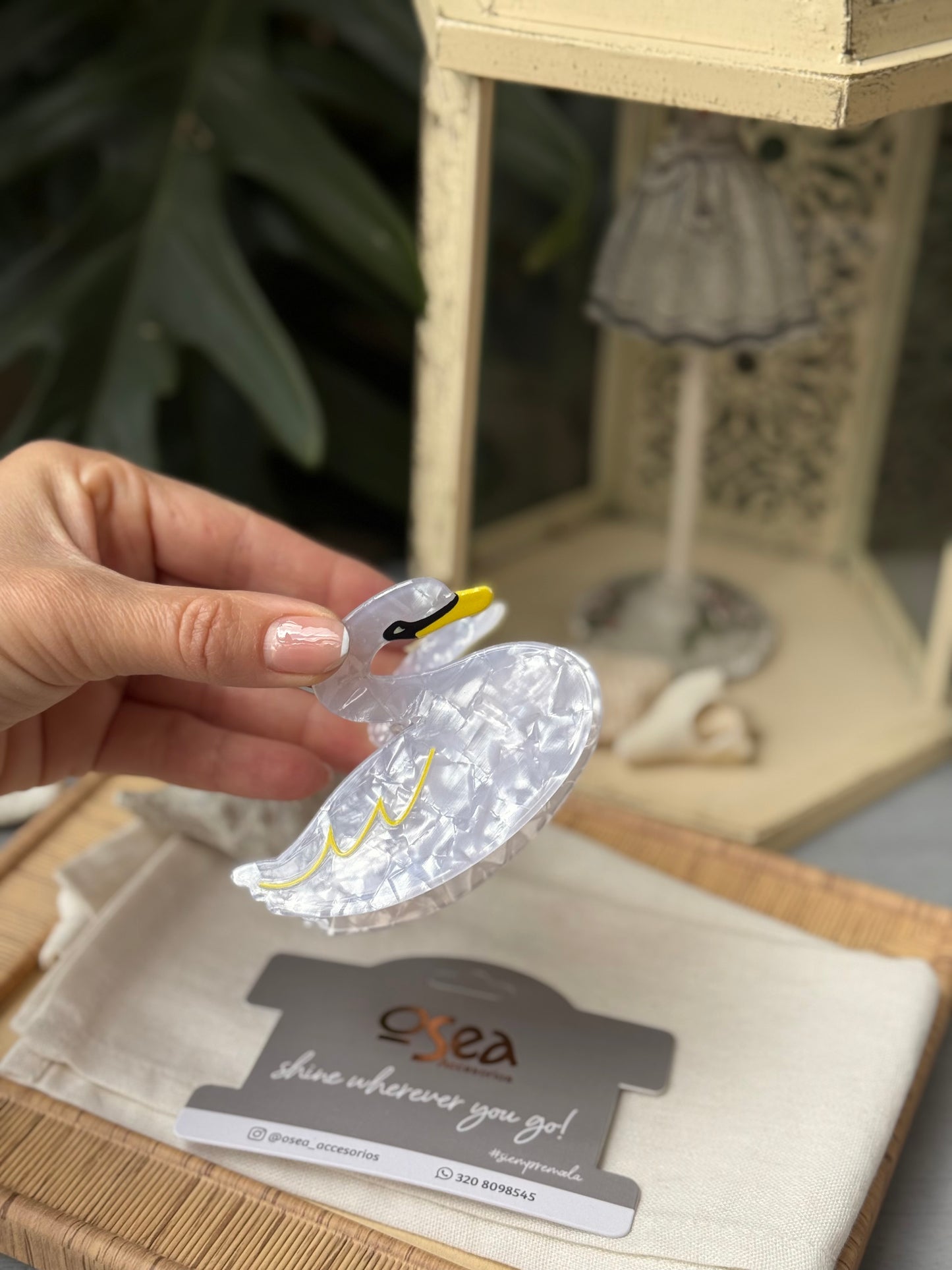 Caimán colores pastel