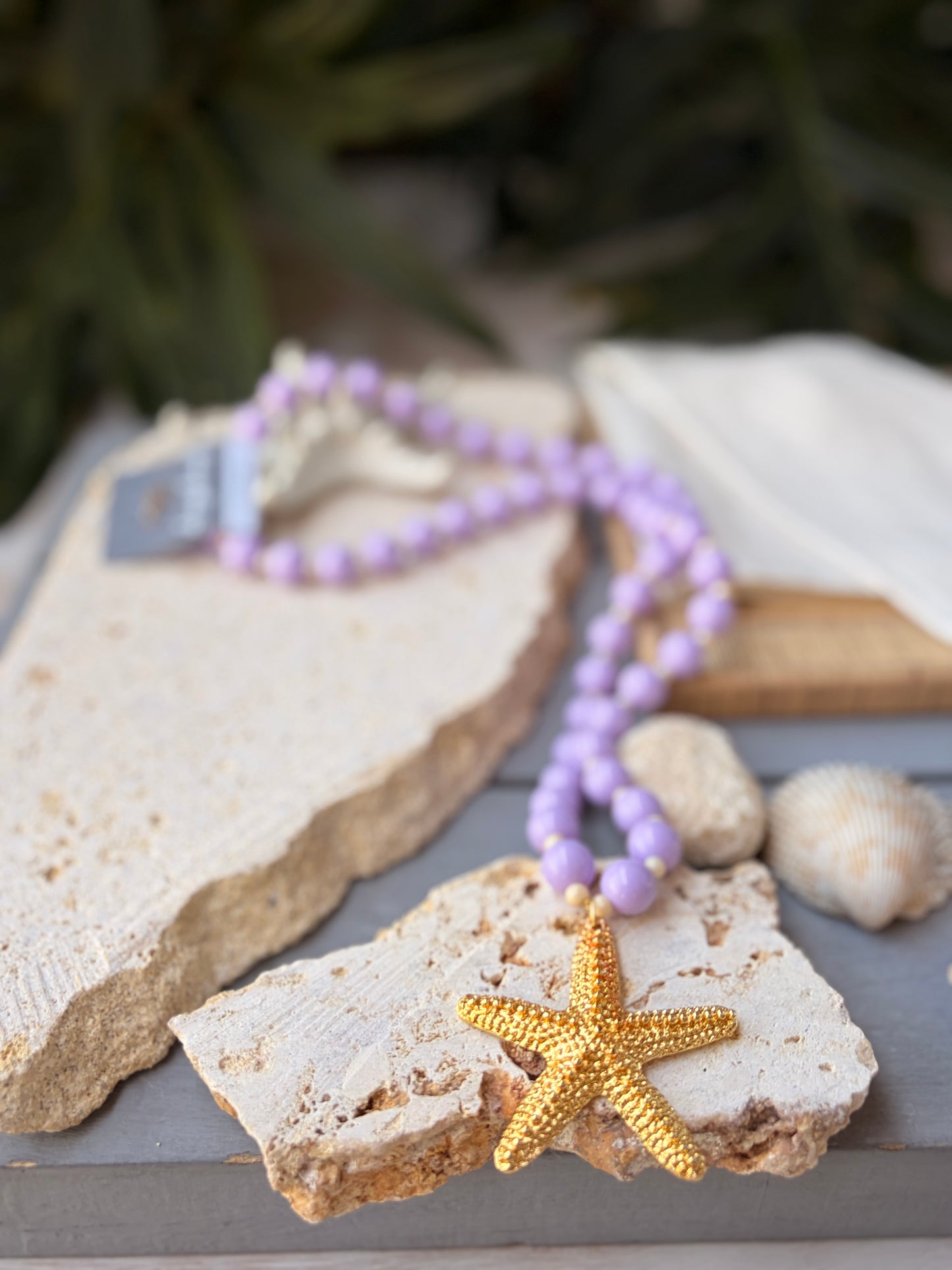 Collar bolas medianas lila dije estrella 24k