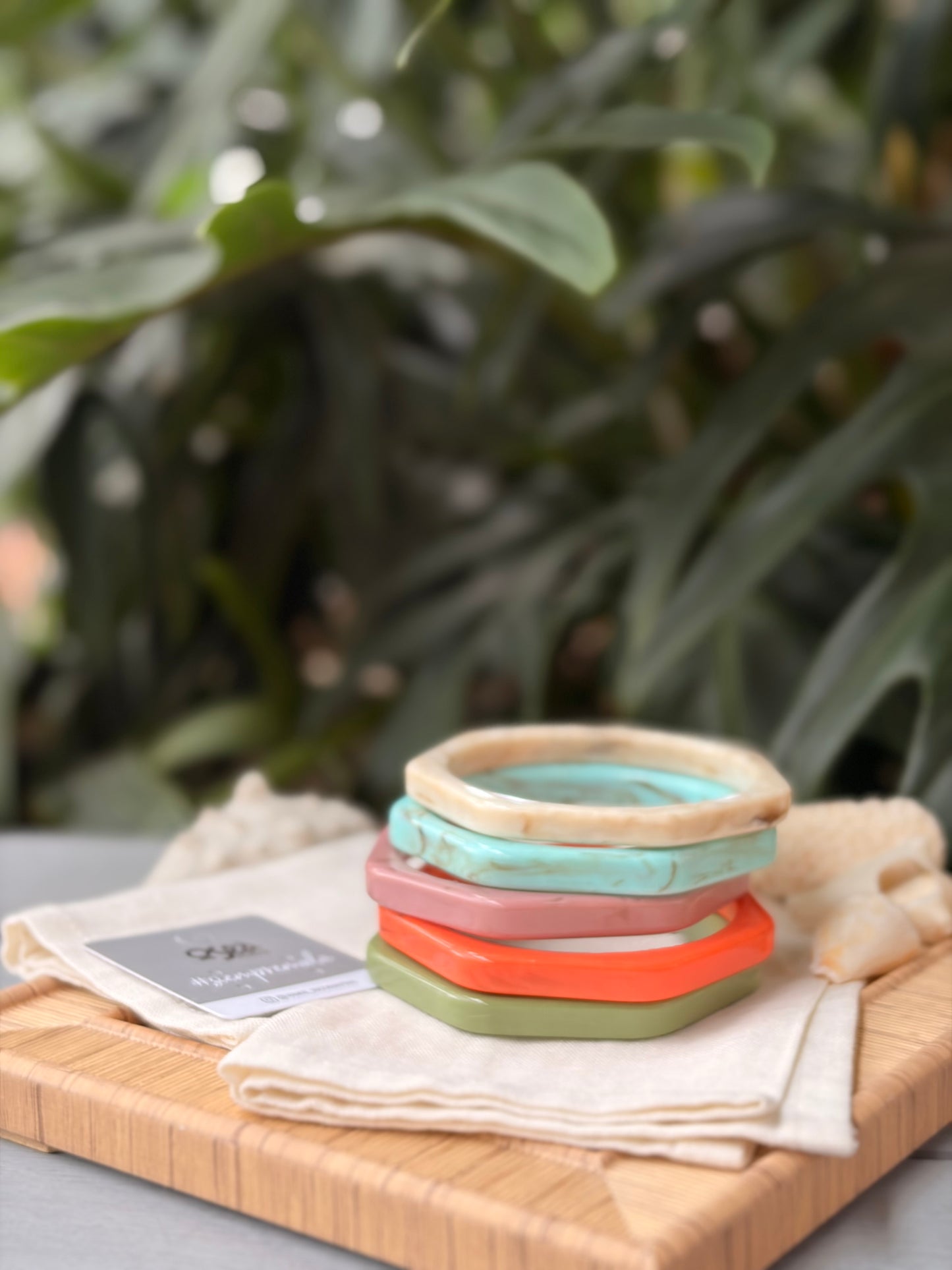 Pulsera tipo rombo en resina