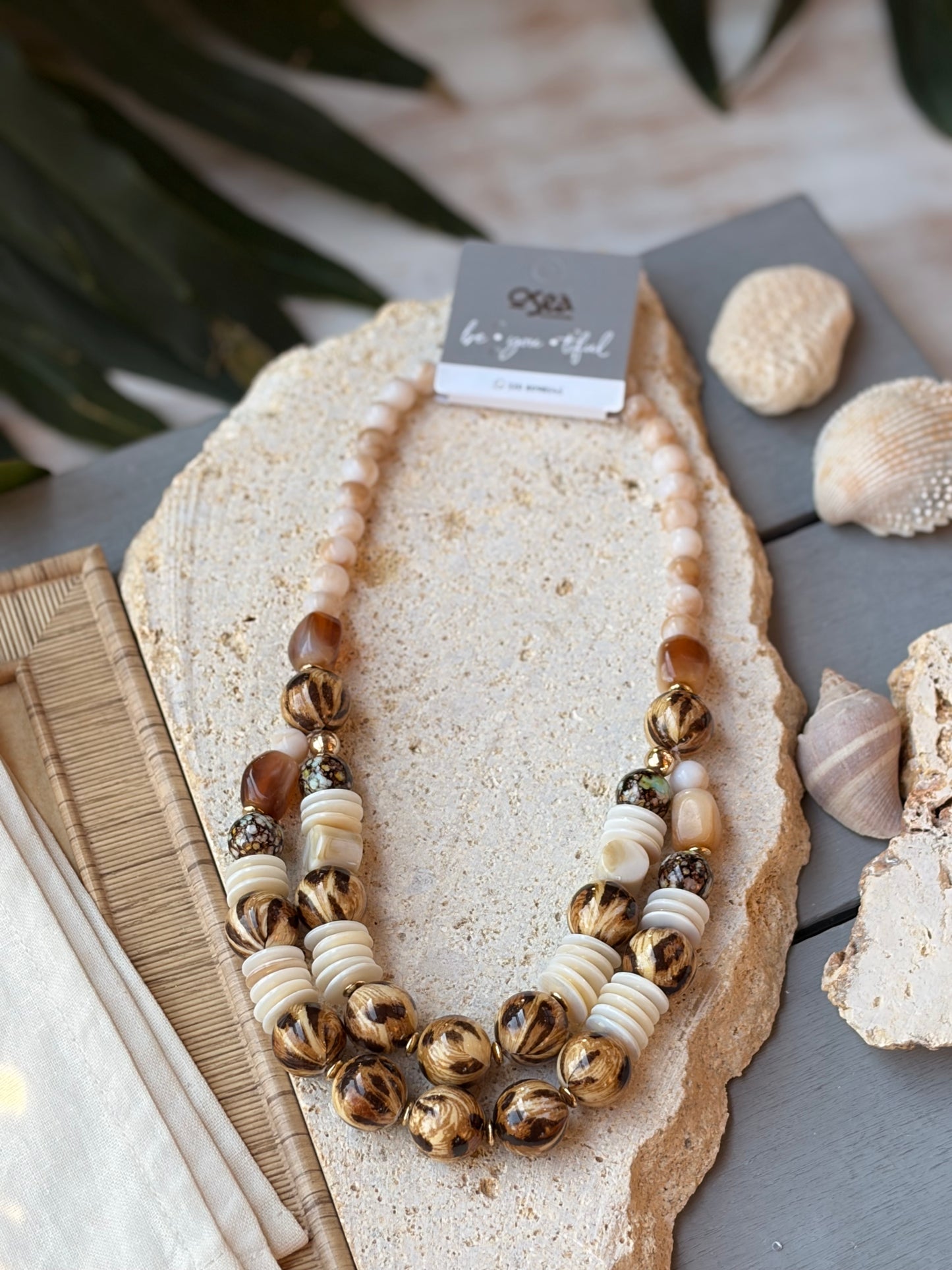 Collar resina animal print y mix de piedras