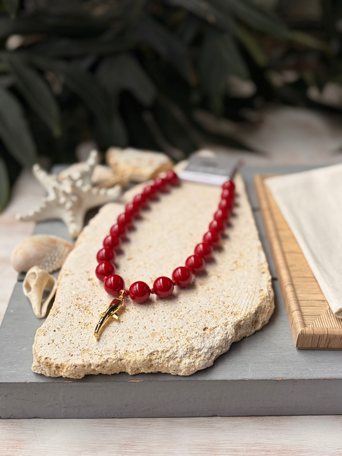 Collar bolas vinotinto dije tiburón 24k