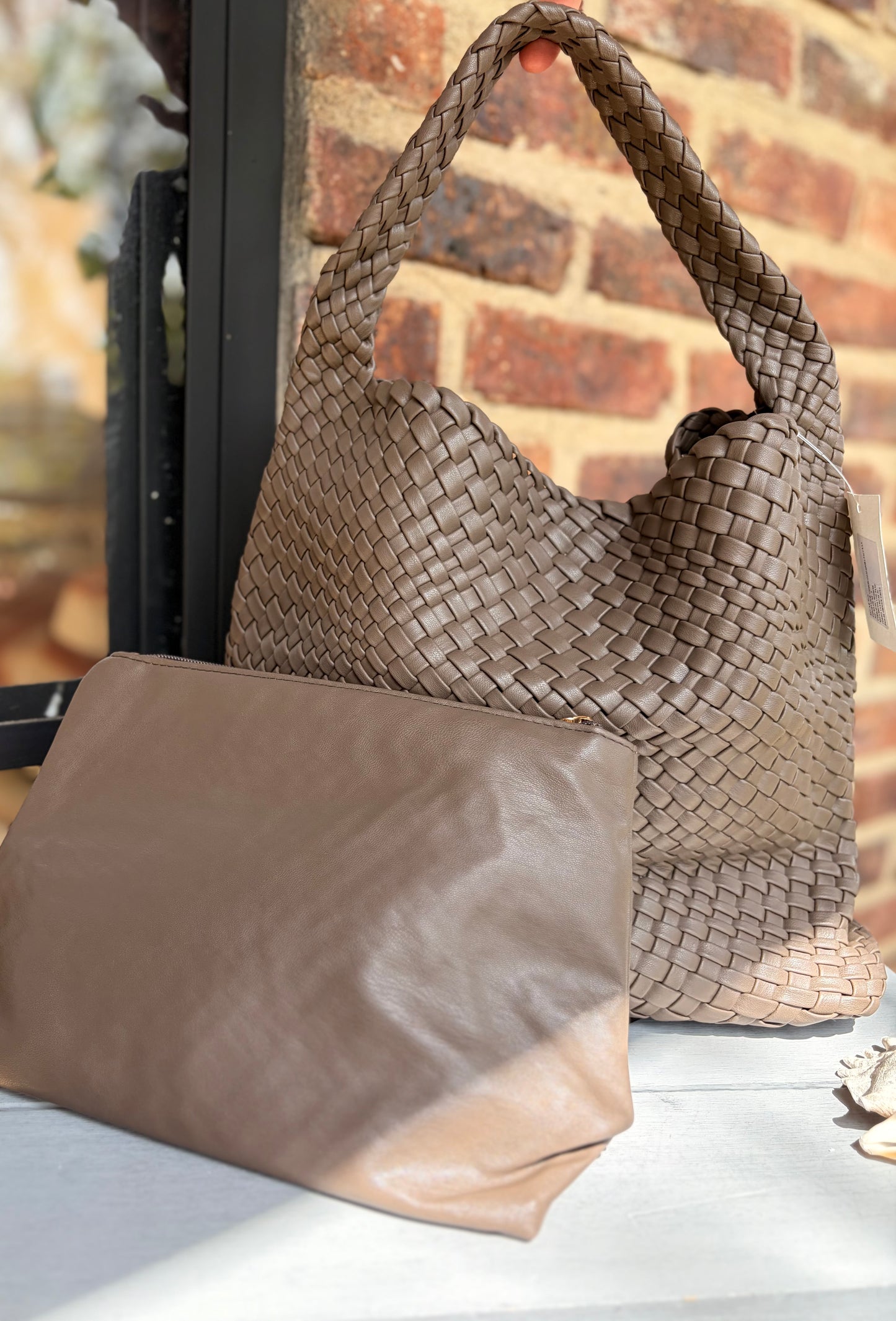 Bolso tipo cuero tejido canasto