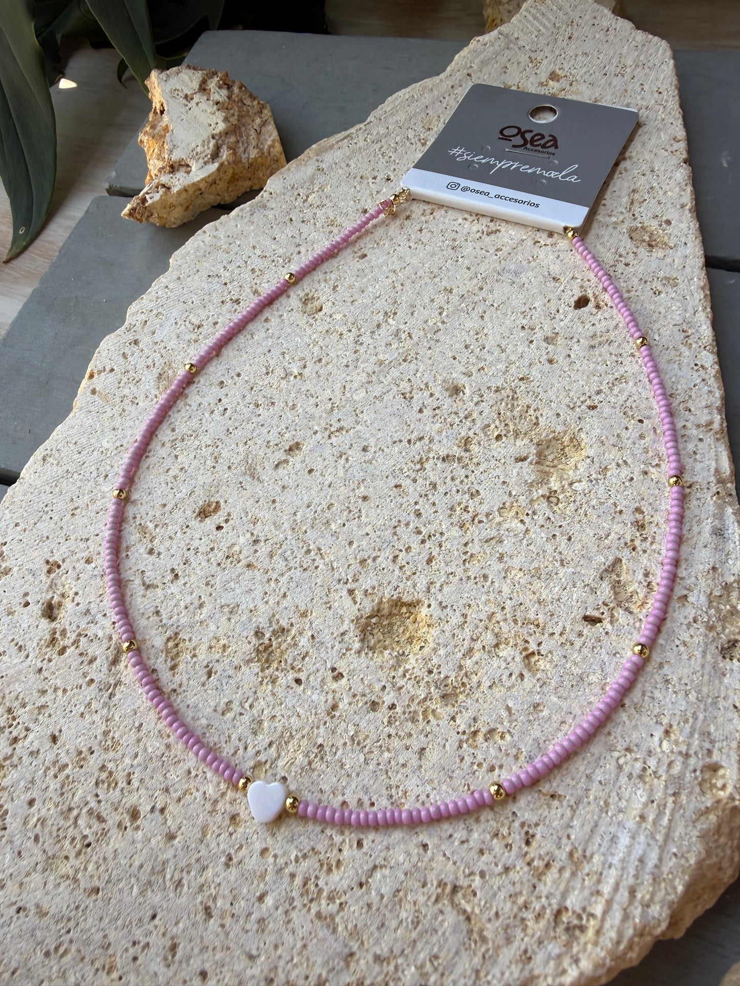 Choker mostacilla corazón nacar