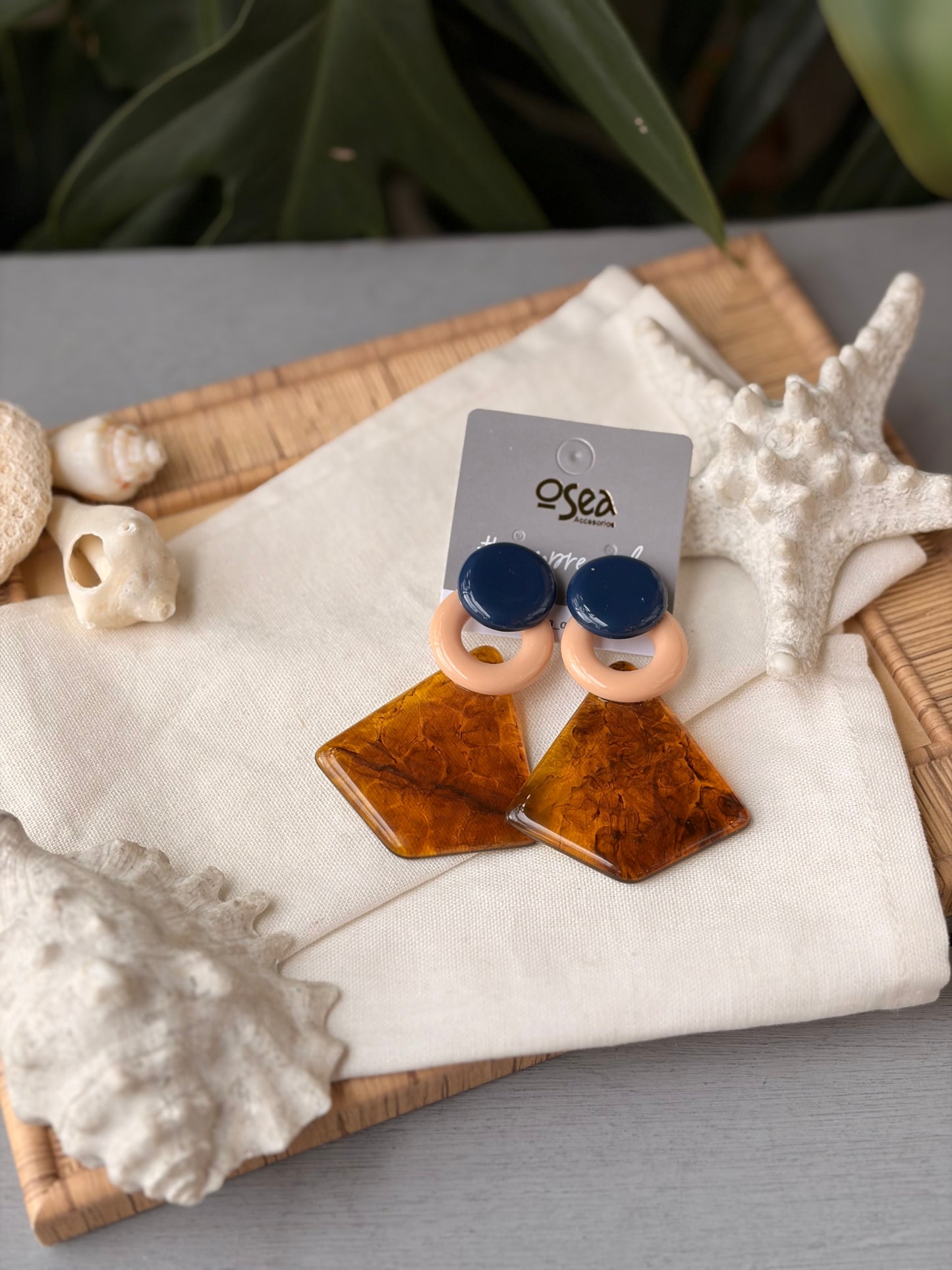 Aretes geométricos en resina