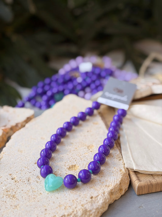 Collar bolas moradas dije corazón degradé menta