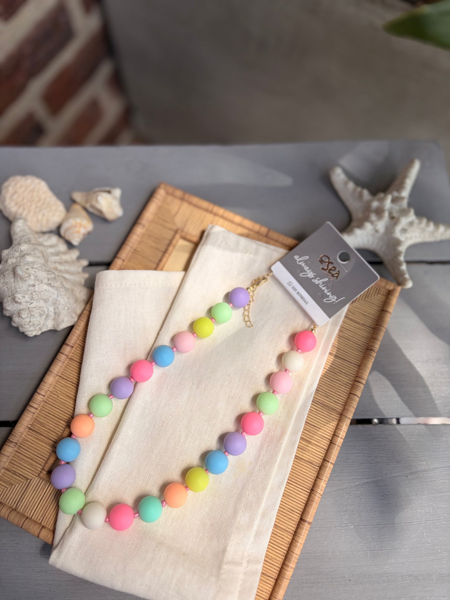 Collar bolas color pastel