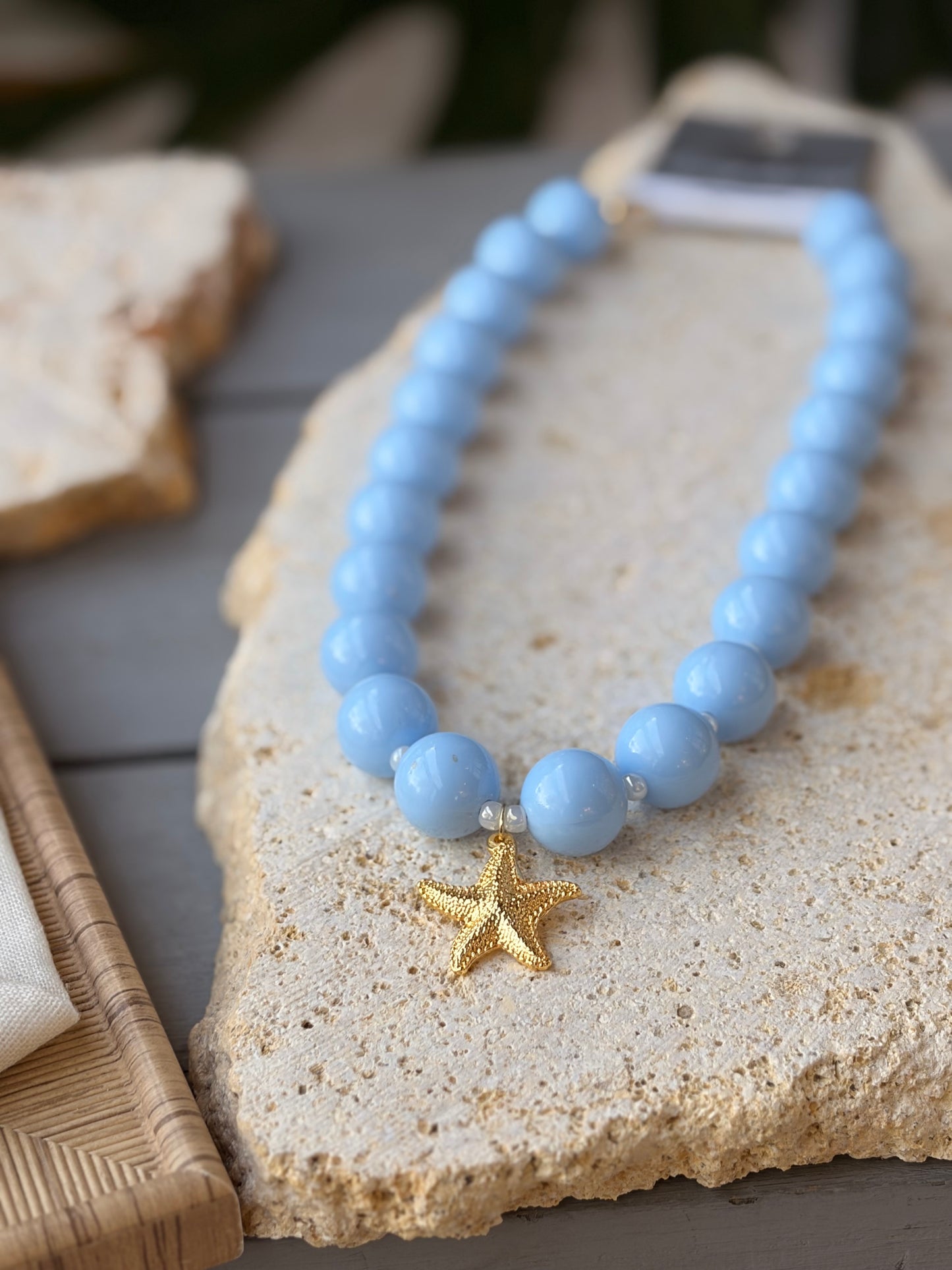 Collar de bolas azul dije estrella de mar