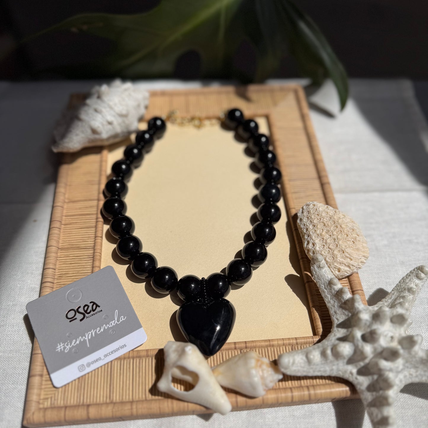 Collar bolas dije corazón