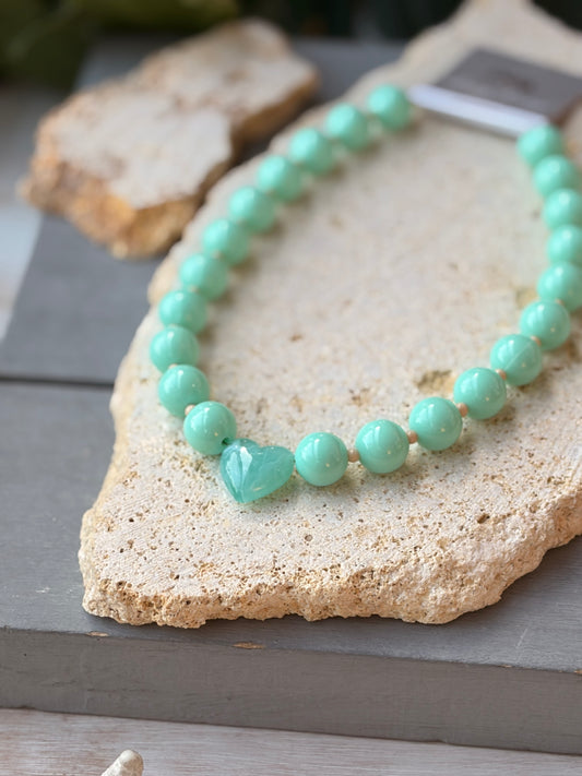 Collar bolas verde menta corazón degradé