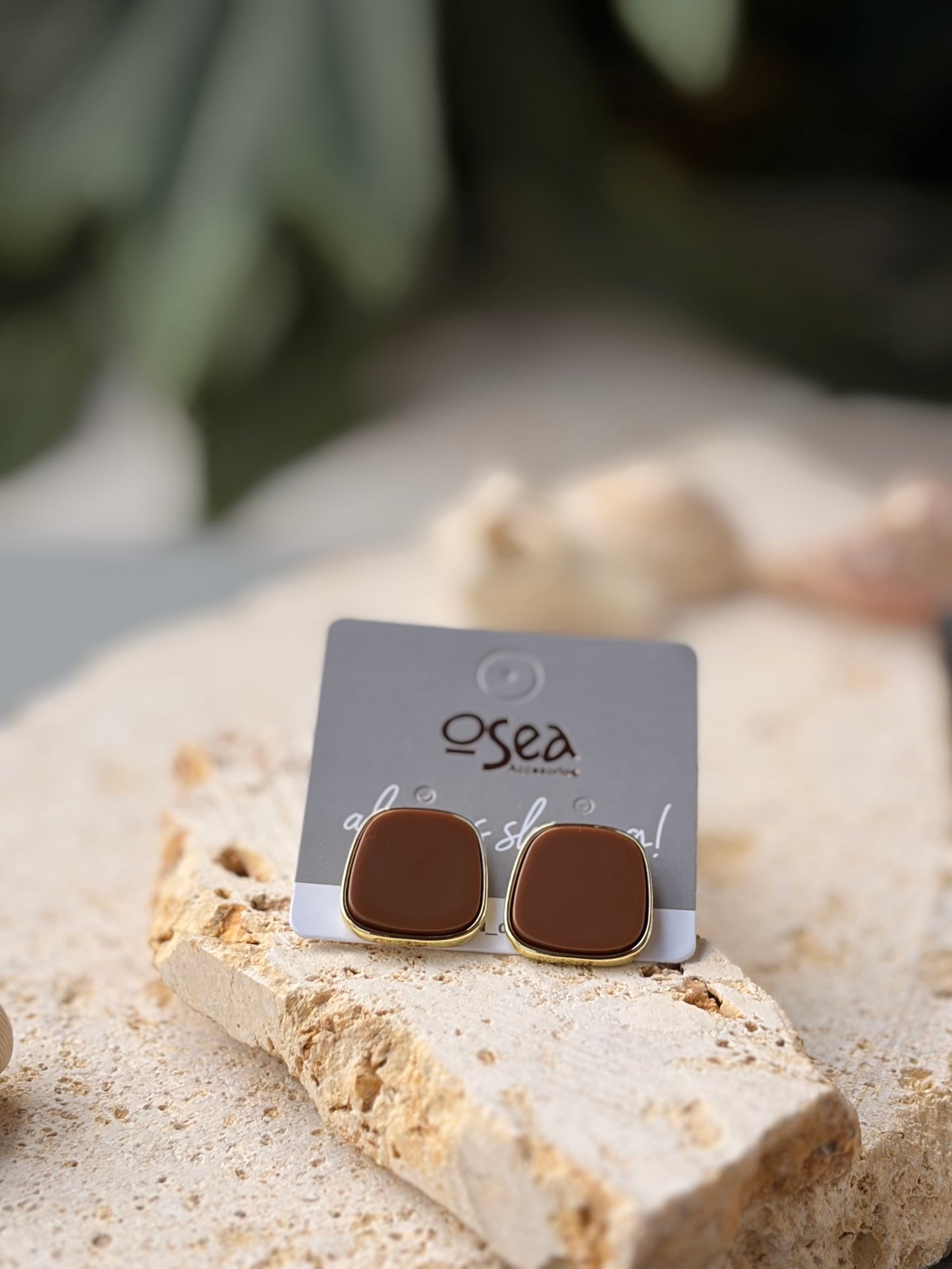 Aretes semi cuadrados rodinados esmaltados