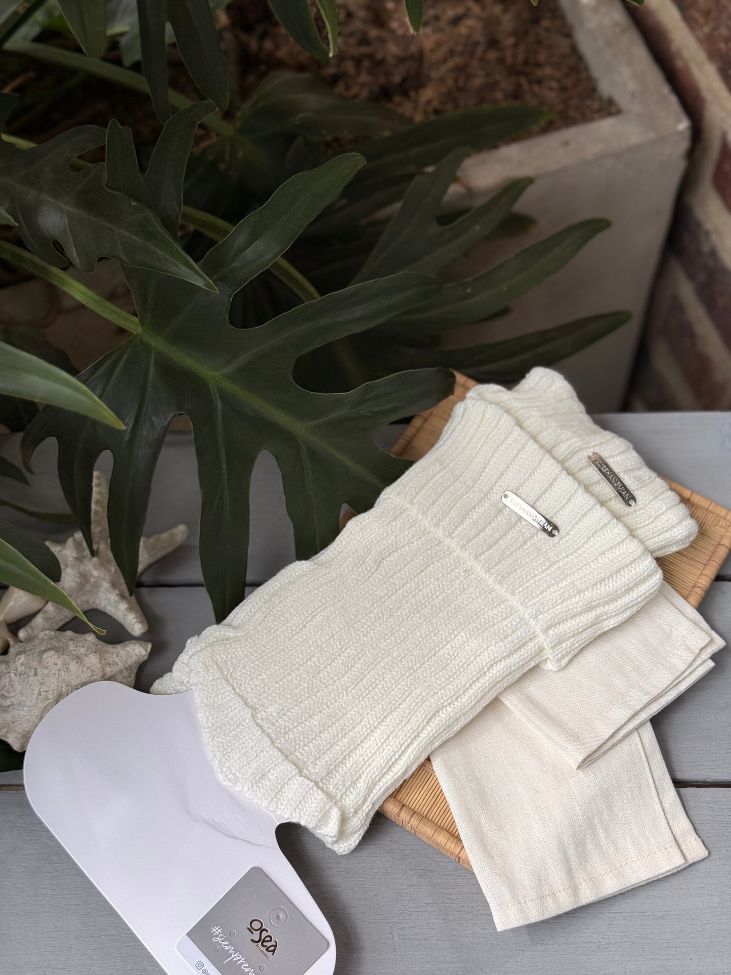 Medias acanaladas con placa