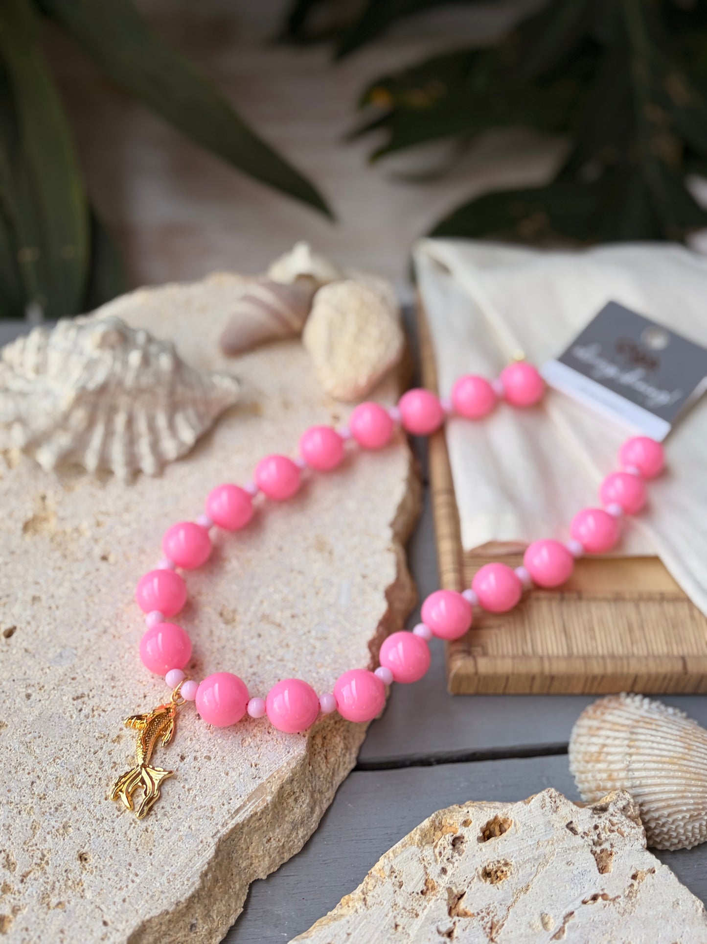Collar bolas dije pez bailarina 24k