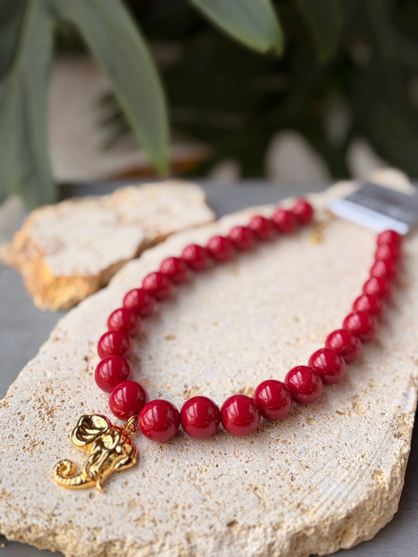 Collar bolas vinotinto dije elefante 24k