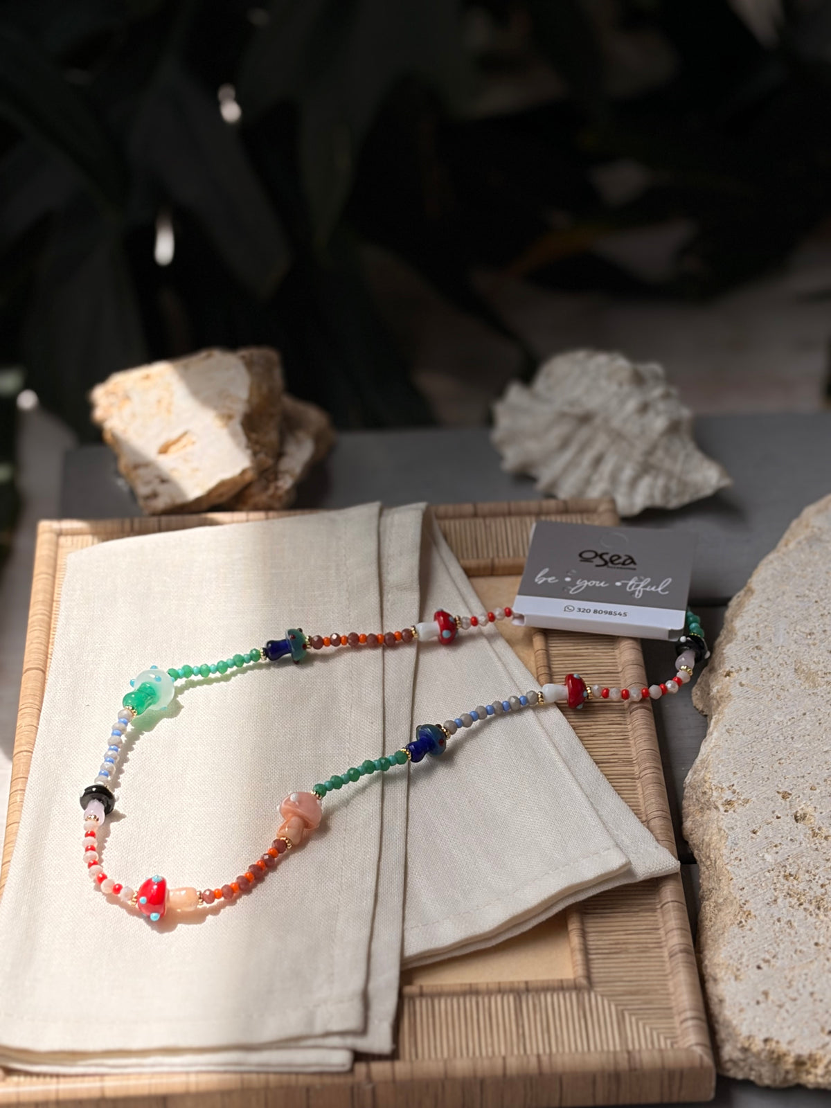 Collar piedras tipo murano dijes hongos