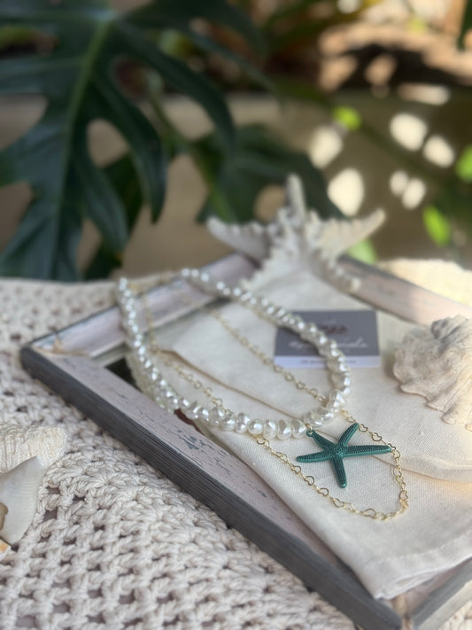Collar doble piedra irregular dije estrella verde