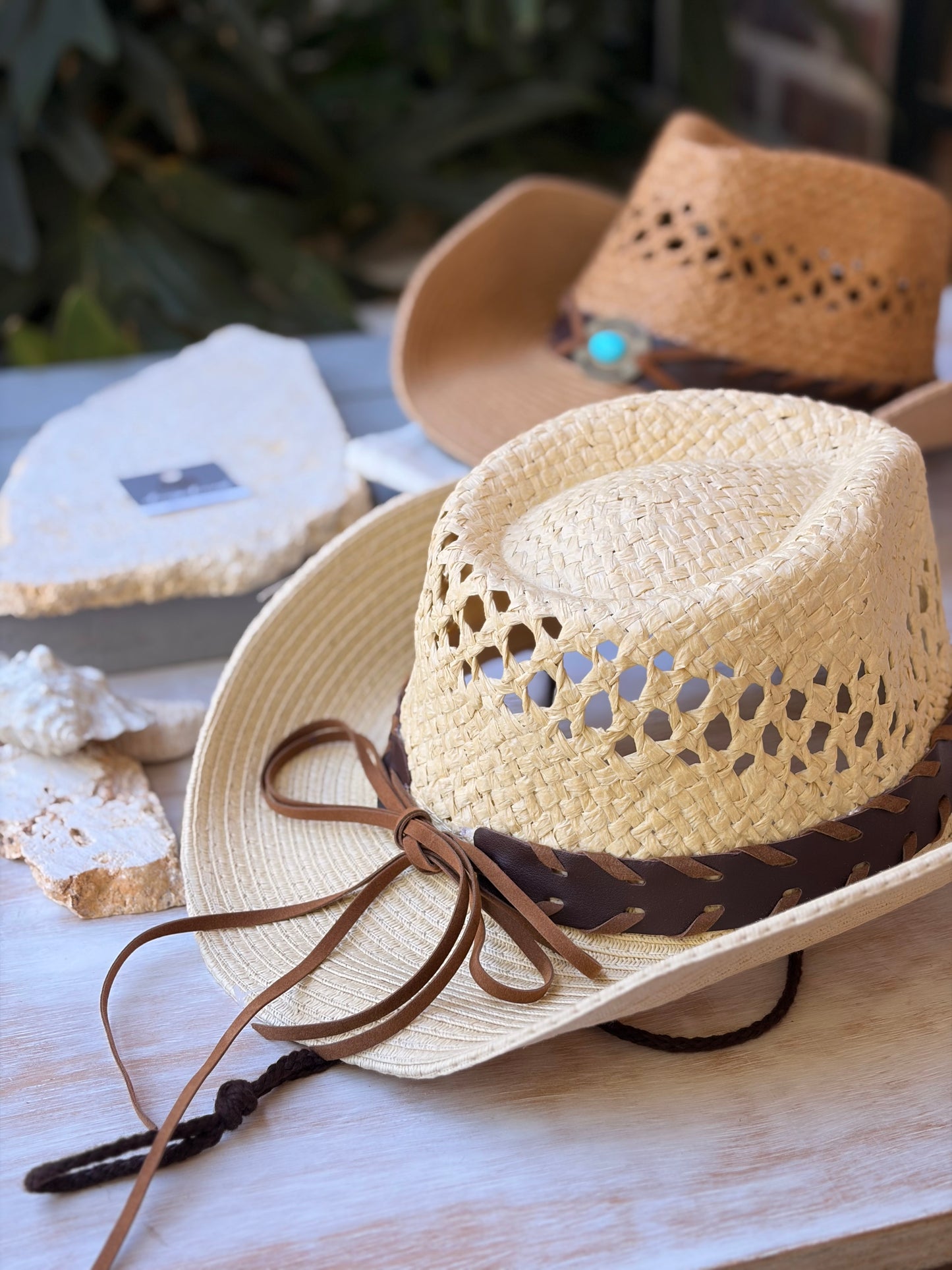 Sombrero tipo vaquero aplique turquesa