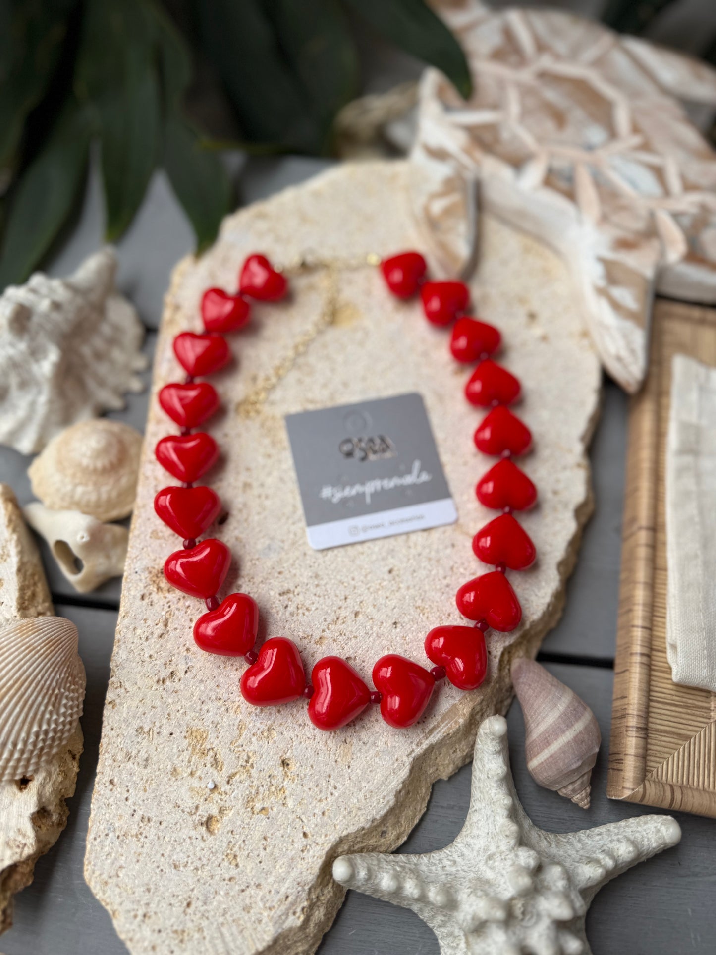 Collar corazones pasta