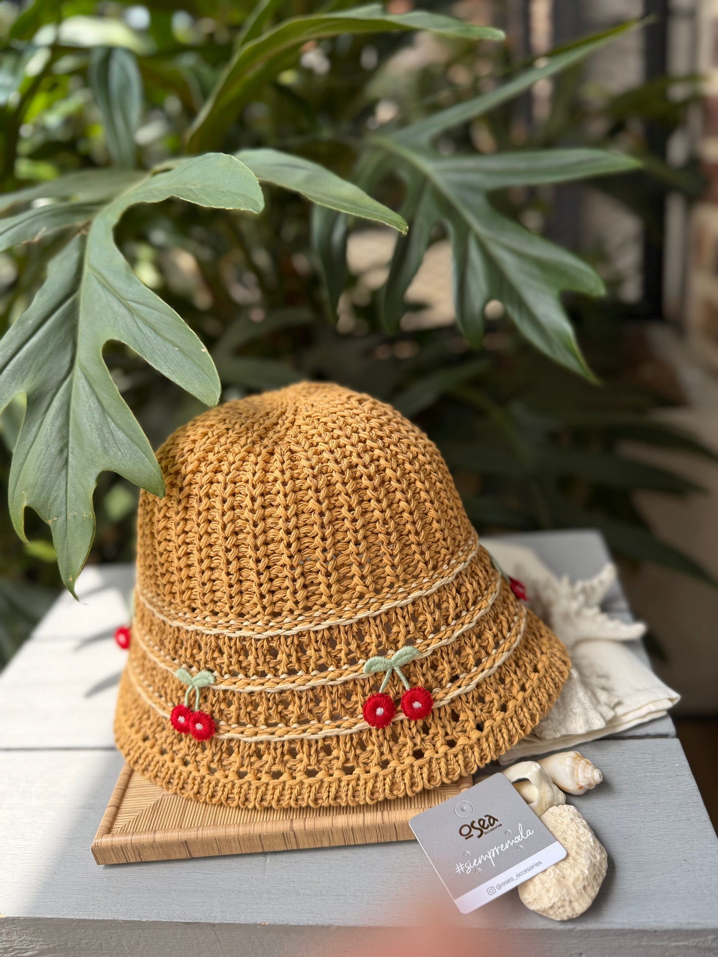 Gorro tejido cerezas🍒