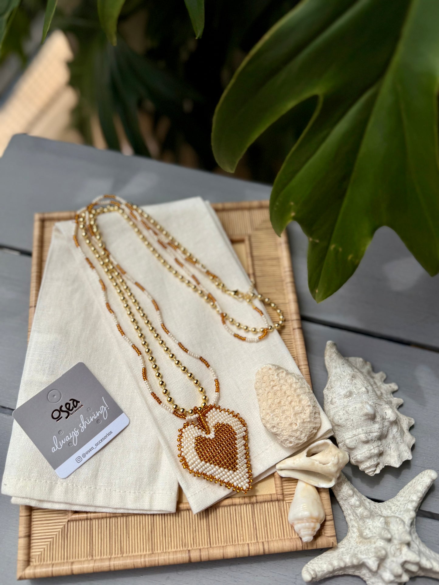 Collar mostacilla corazón doble faz