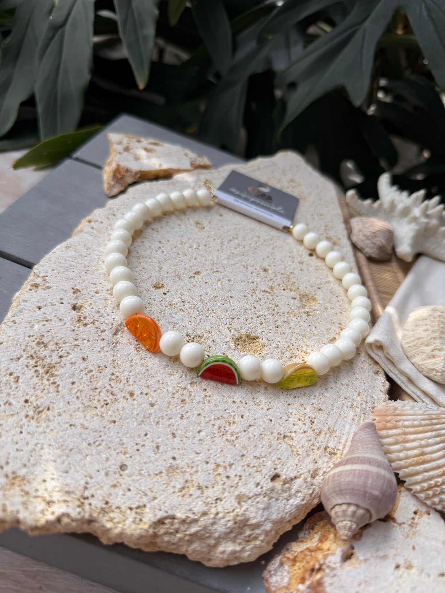 Collar corto frutas