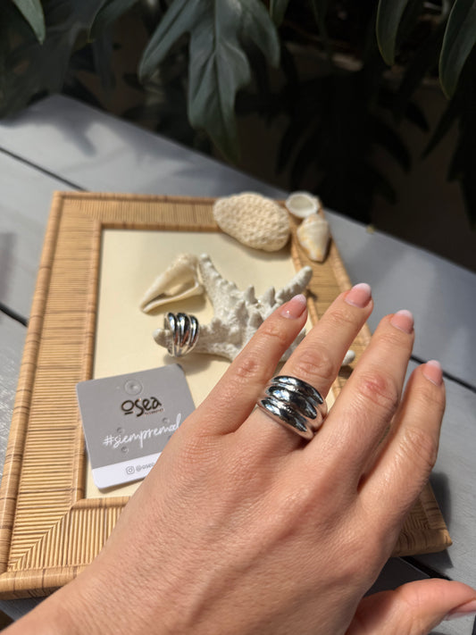 Anillo plateado graduable