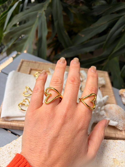 Anillo silueta corazón